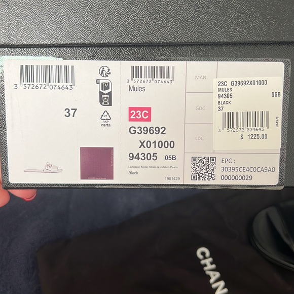 CHANEL 2023 Black Mule Sandal Slides 37 - Picture 8 of 11